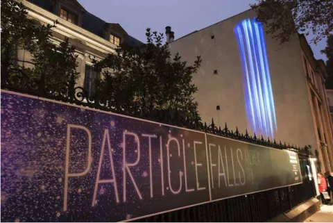 Particle Falls